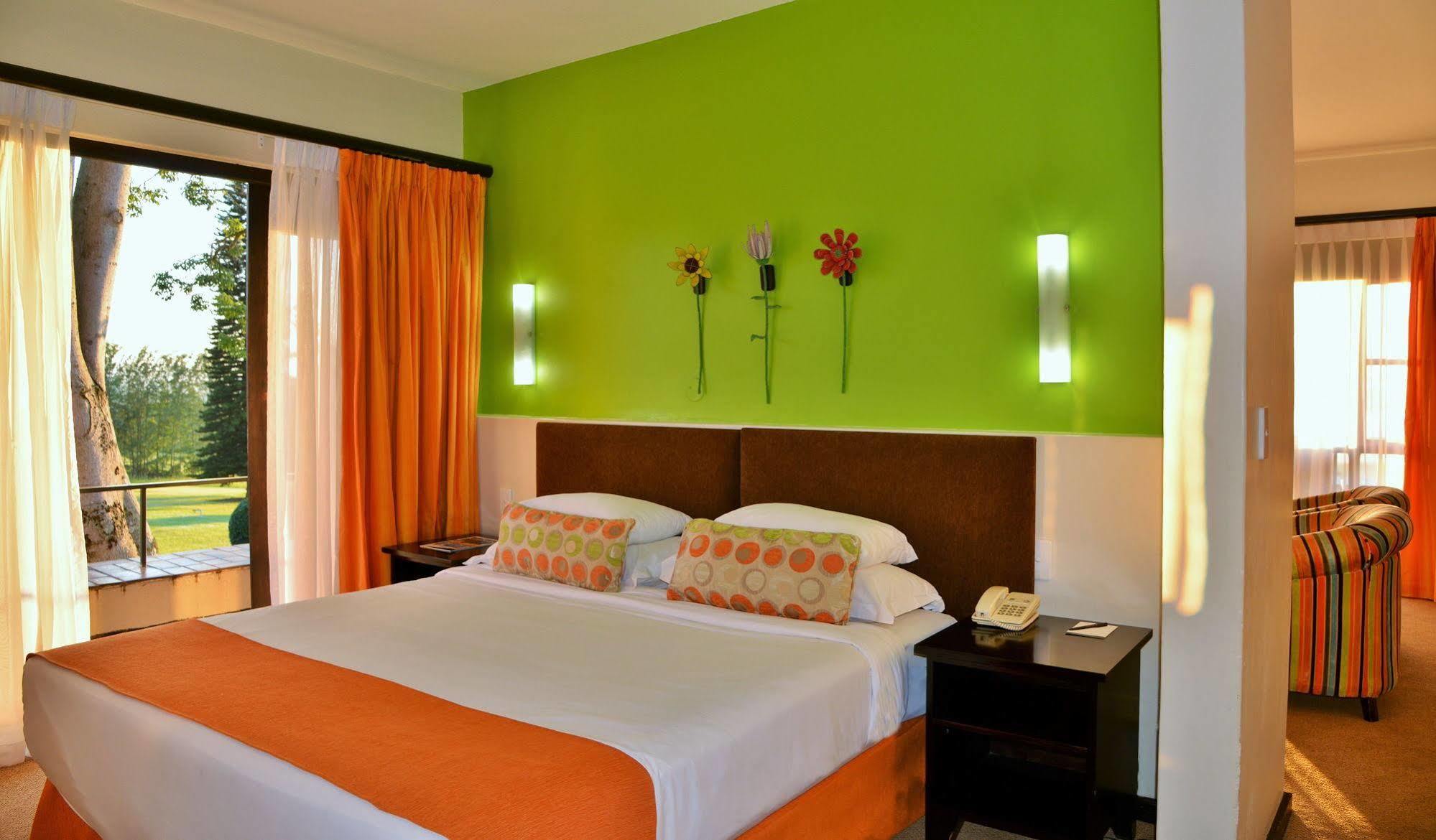 Protea Hotel Winkler White River Exterior photo